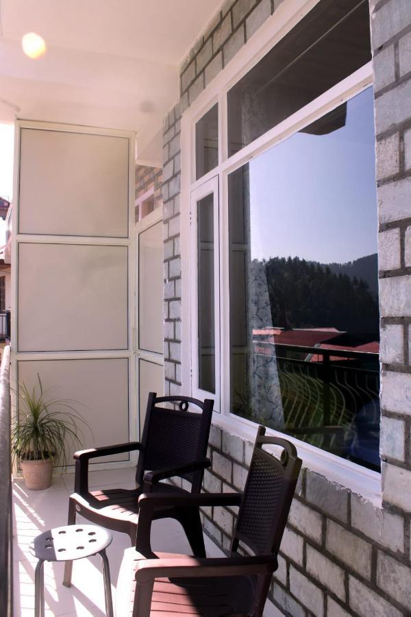 Him Aashrey B&B Homestay Simlá Kültér fotó